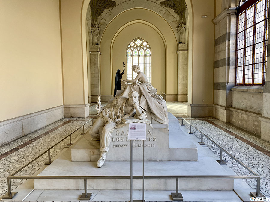 15 luoghi da scoprire a Madrid: il Panteón de Hombres Ilustres dedicato ai politici spagnoli