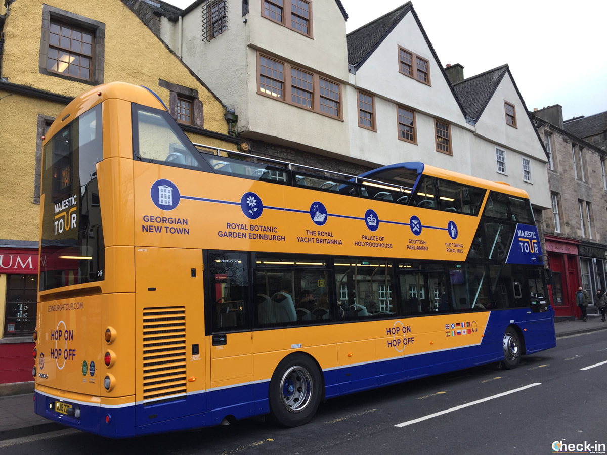 Il bus Majestic Tour di Edimburgo - Autobus turistici hop-on hop off in Scozia