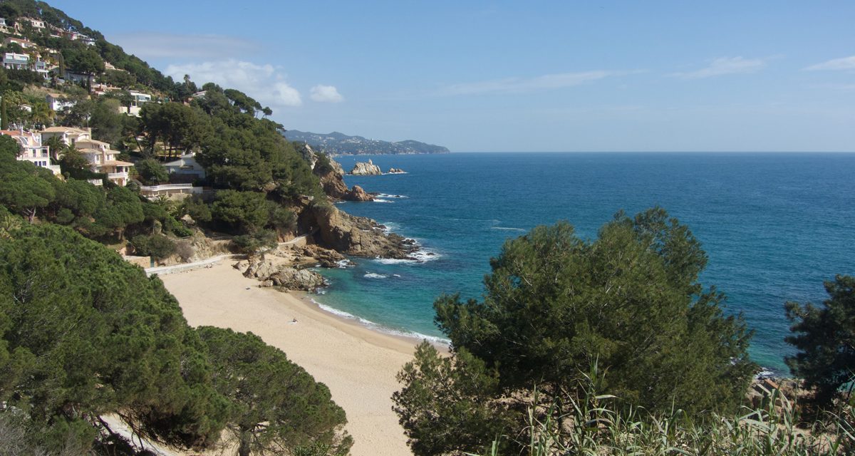 Blanes Costa Brava Le Spiagge Le Cale Ed I Giardini Da Vedere