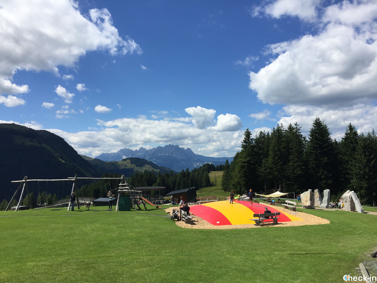 Parco giochi vicino al rifugio Wildalpgatterl a Fieberbrunn, Pillersee
