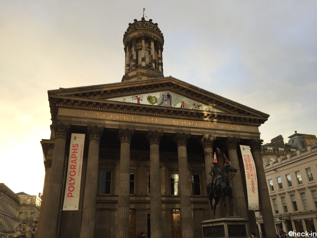 La Gallery of Modern Art di Glasgow
