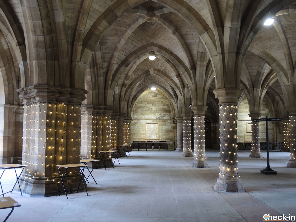 The cloisters at the University of Glasgow - A location of Outlander S3