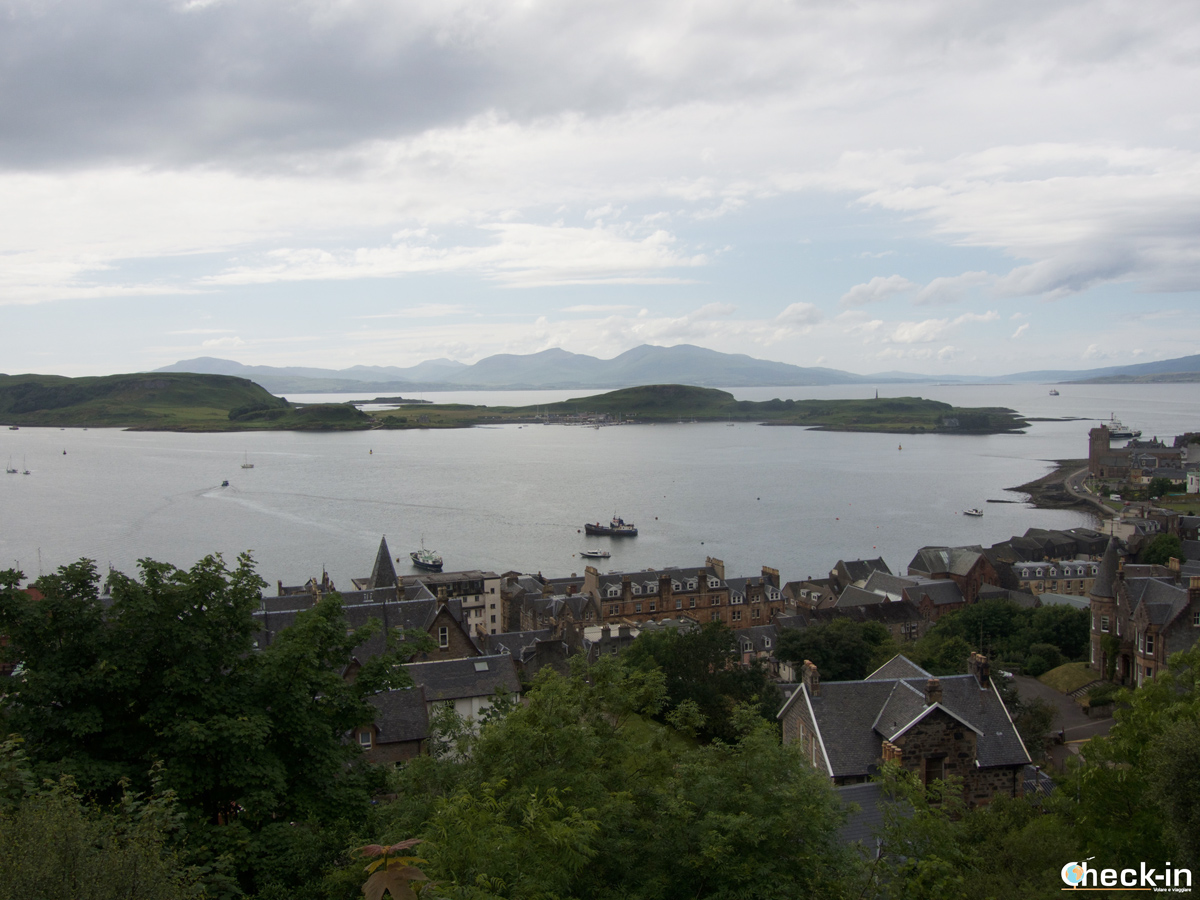Panoramic view of Oban's bay from Mccaig's Tower