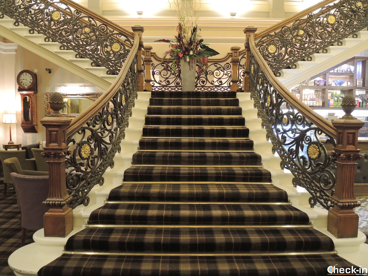 The Grand Staircase of the Royal Highland Hotel - Inverness (Scotland)