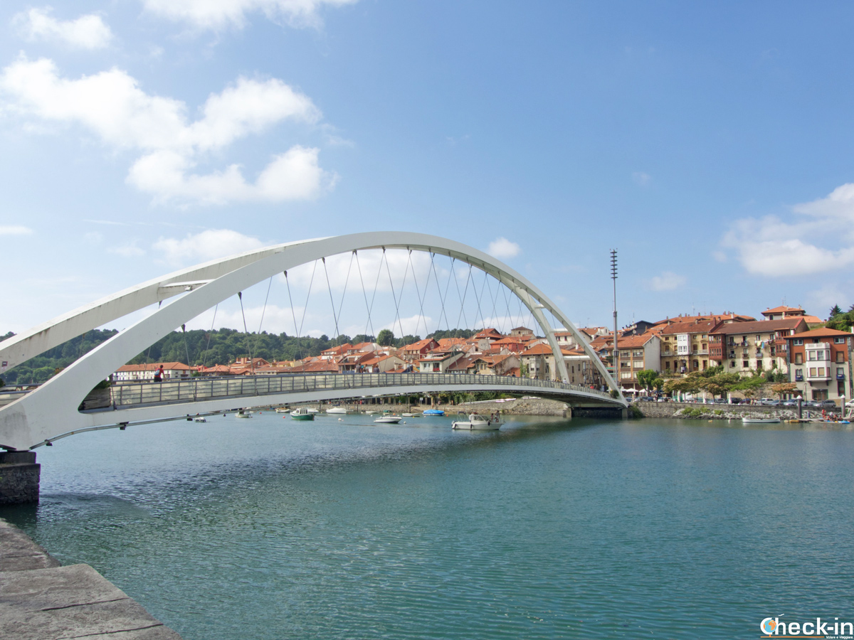 Il "puente Calatrava" a Plentzia (Bilbao)