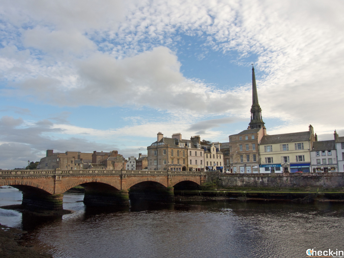 Il centro storico di Ayr ed il New Bridge (Scozia, Regno Unito)