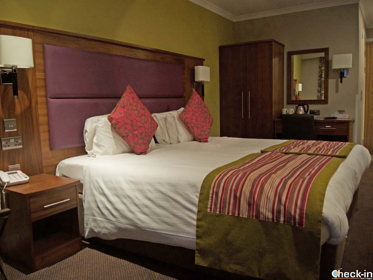 Camera da letto al Woodlands Hotel di Broughty Ferry (Dundee)