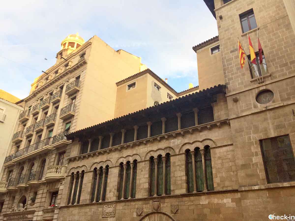Sitios que ver en Lleida: Palacio de la Paeria