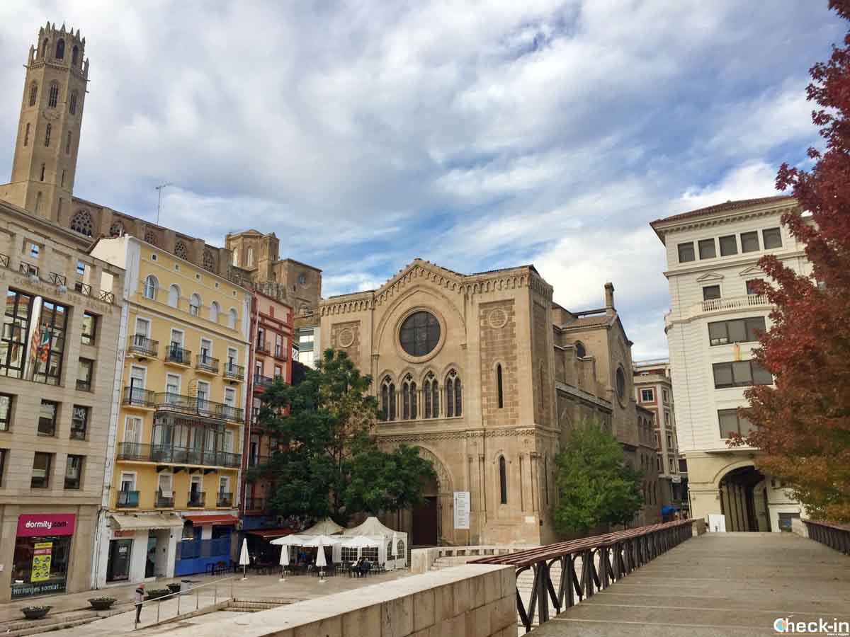 Qué hay que ver en Llérida: Plaça de Sant Joan