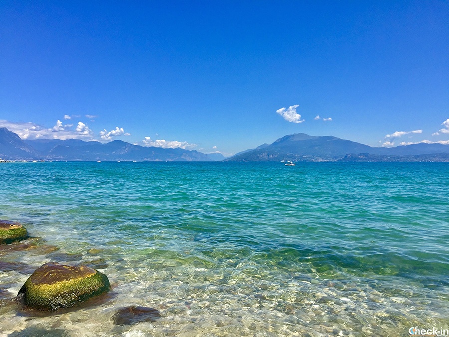 Angoli più suggestivi del lago di Garda, sponda lombarda (Sirmione)