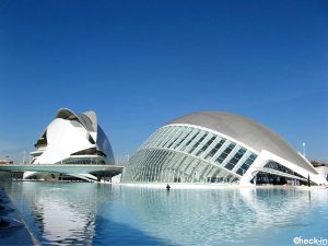 Sitios de interés en la Ciudad de las Artes y Ciencias de Valencia - Palau Arts Reina Sofía y Hemisfèric