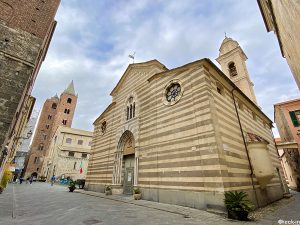 Cosa fare e vedere a Albenga: visita Chiesa S. Maria in Fontibus nel centro medievale