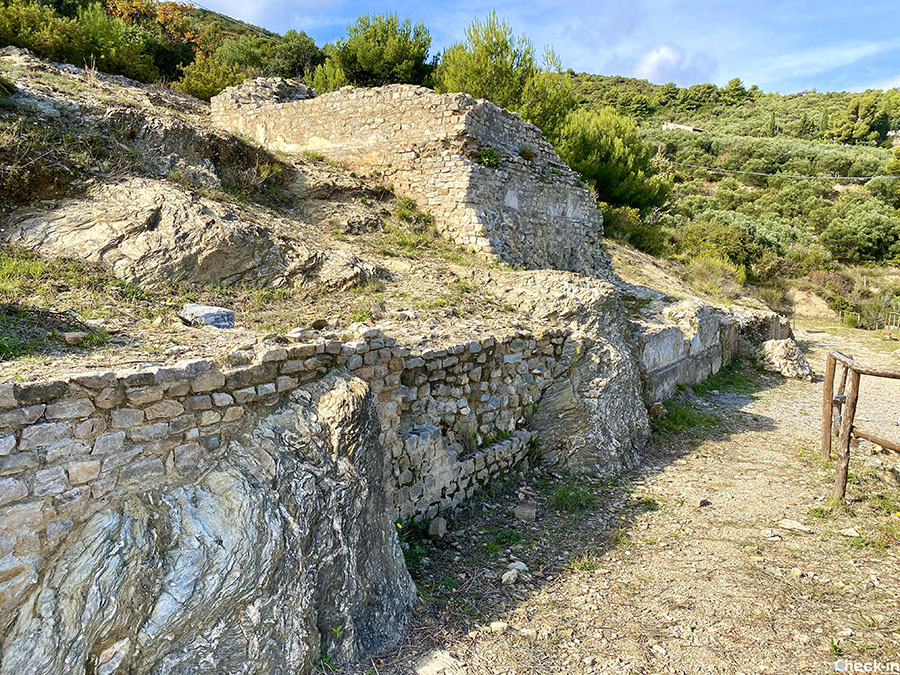 Rovine della Necropoli romana di Albenga - Escursione nel ponente ligure