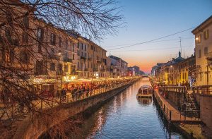 Alternative places to discover ner Milan city centre: Navigli walking tour