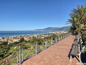 Luoghi da non perdere a Bordighera: il "Belvedere del Carillon"