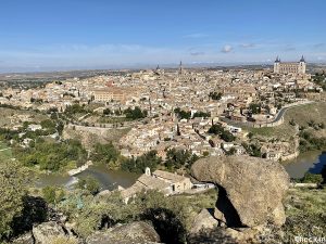 Vista panoramica su Toledo dalla "Piedra del Rey moro", sopra l'Ermita del Valle