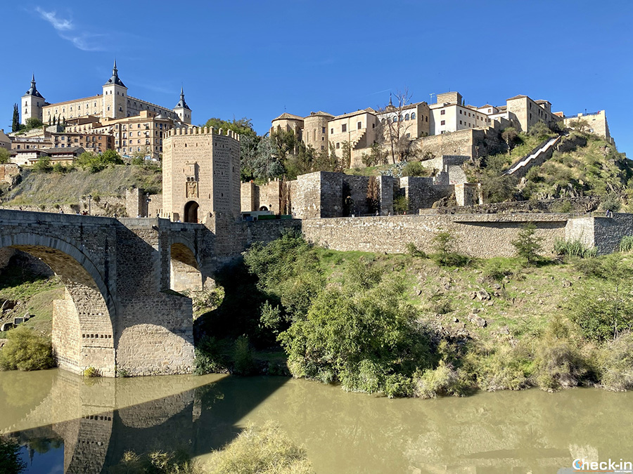 Cosa vedere a Toledo in un giorno da Madrid: il "Puente de Alcántara"