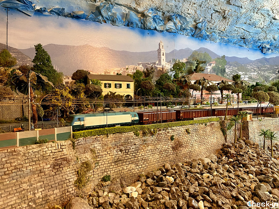 Cosa vedere a Bussana Vecchia: il "Plastico ferroviario" più lungo d'Italia
