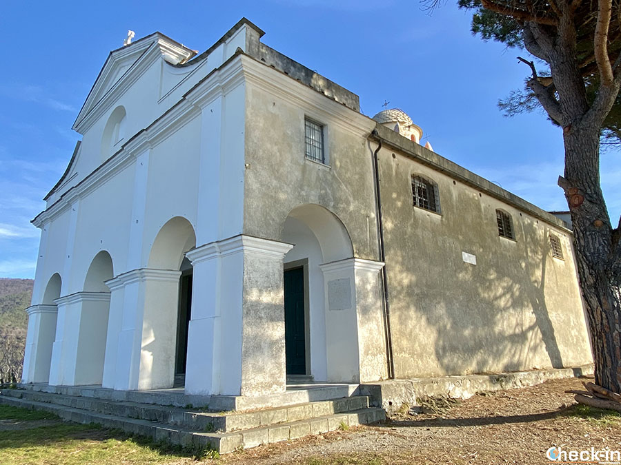Chiesa di NS di Montenero sulle alture di Riomaggiore - Cinque Terre, La Spezia