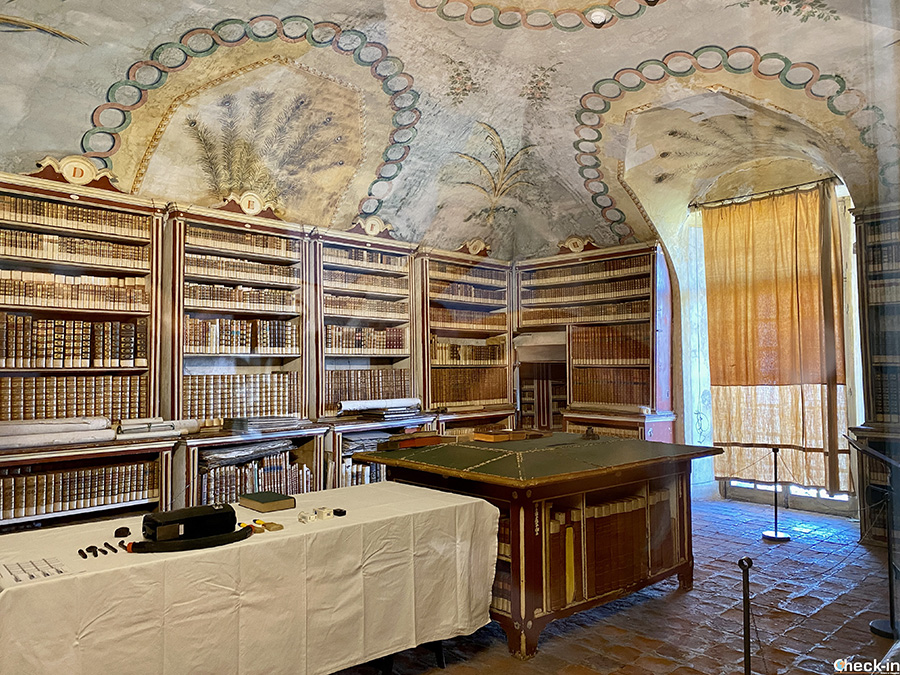 Cosa vedere nel Castello di Masino: la Biblioteca storica con 25.000 volumi