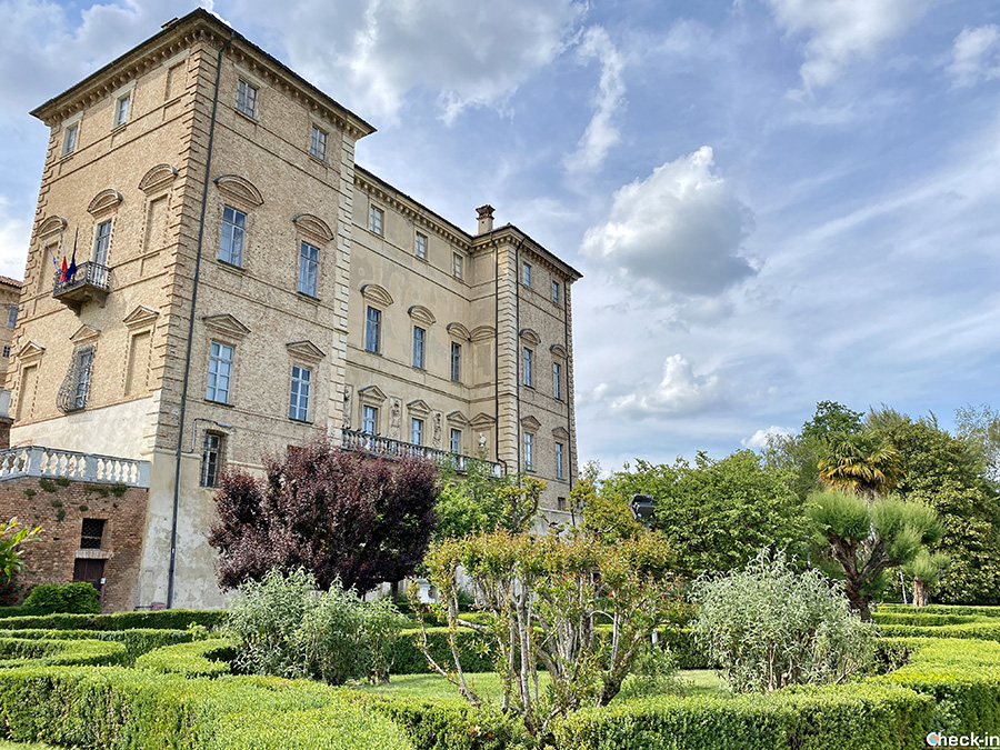 Luoghi di interesse in provincia di Cuneo (Piemonte): Castello Reale di Govone