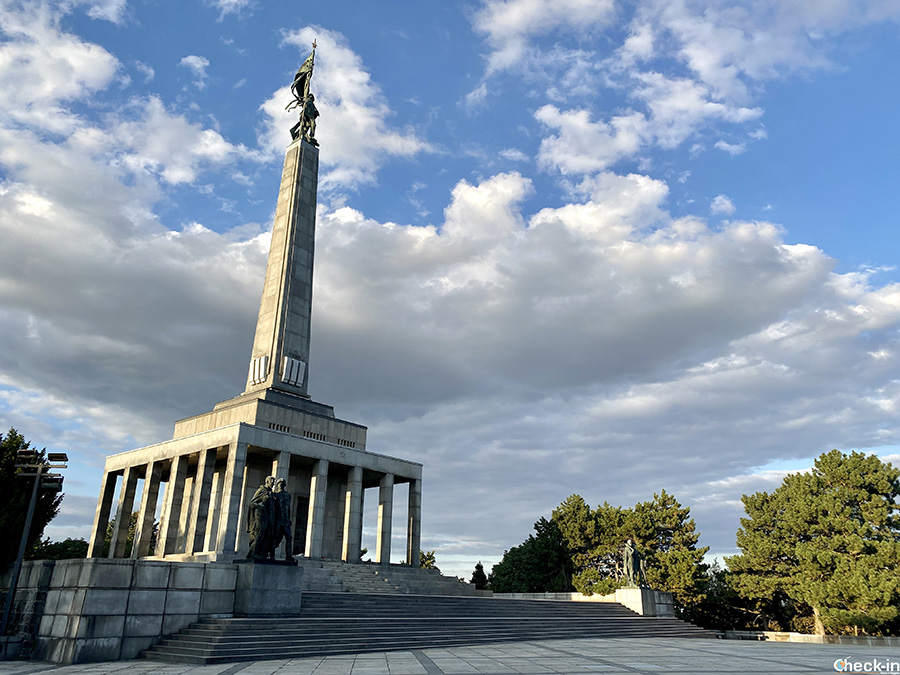 Monumento-Cimitero di guerra di Slavín, nei dintorni del centro storico di Bratislava