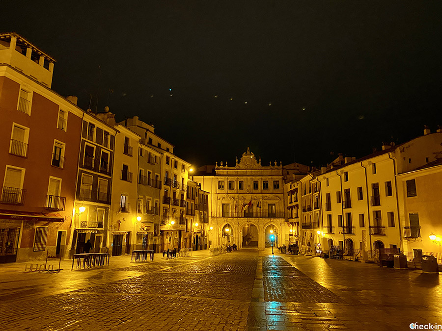 Plaza Mayor e Municipio di Cuenca - Castiglia-La Mancha, Spagna centrale