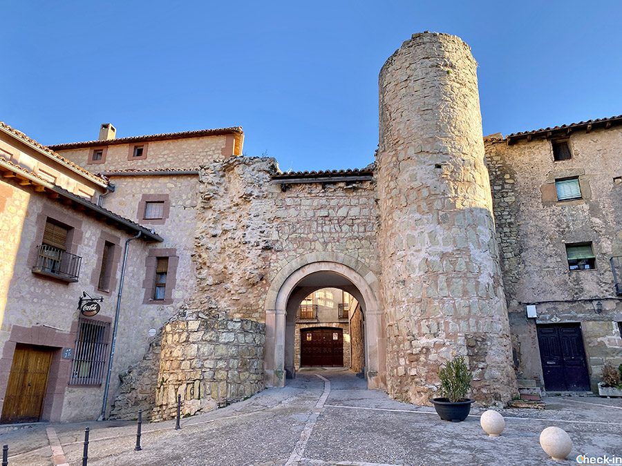 Puerta del Portal Mayor - Centro storico di Sigüenza, Spagna