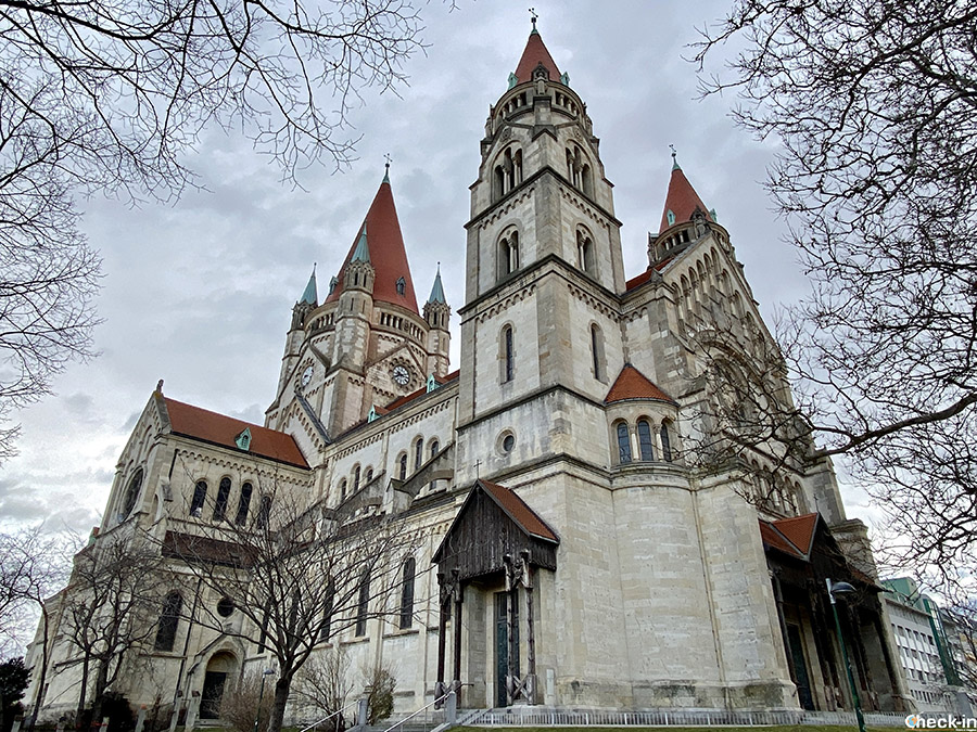 Luoghi insoliti a Vienna: Chiesa-Castello di San Francesco d'Assisi