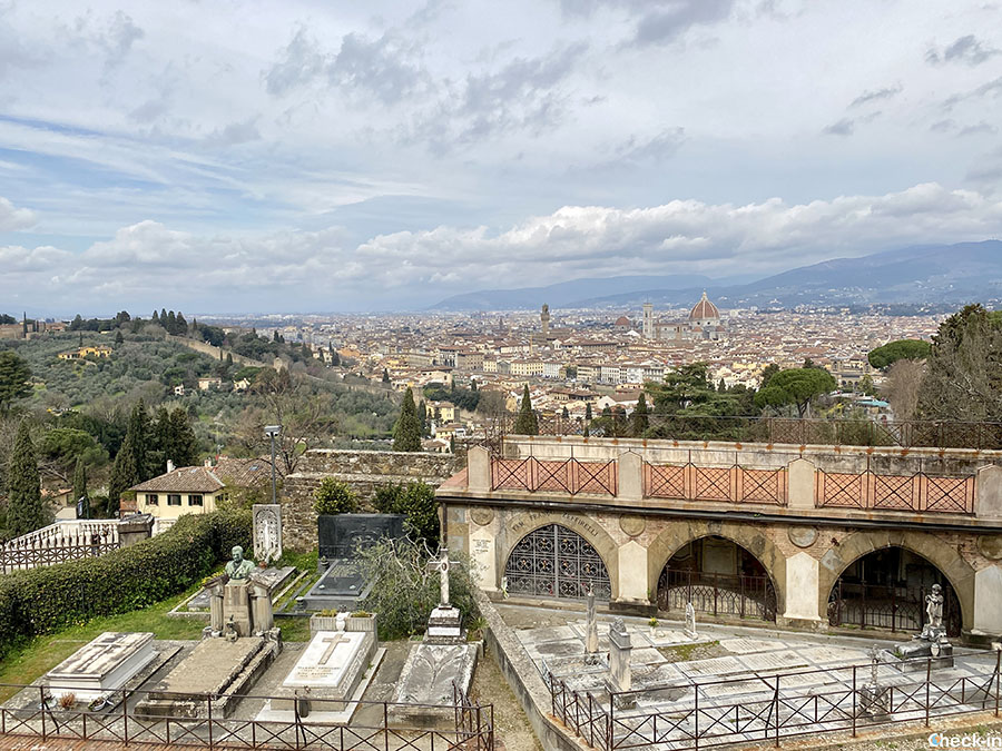 8 luoghi dove osservare Firenze dall'alto: Chiesa di San Miniato e Cimitero monumentale
