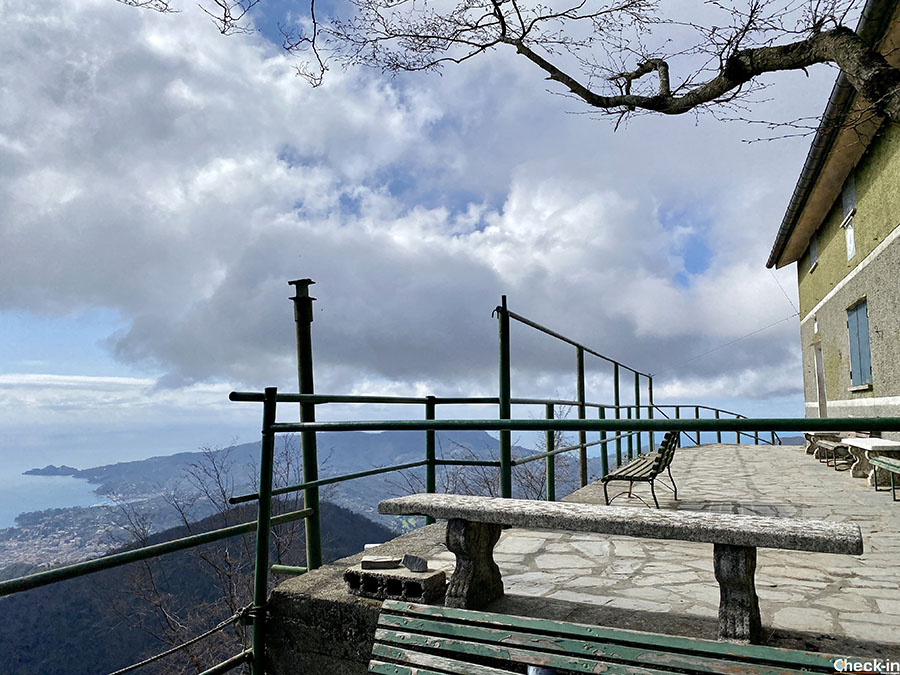 Cosa fare nei dintorni di Rapallo: trekking da Montallegro al Rifugio Margherita sul monte Pegge