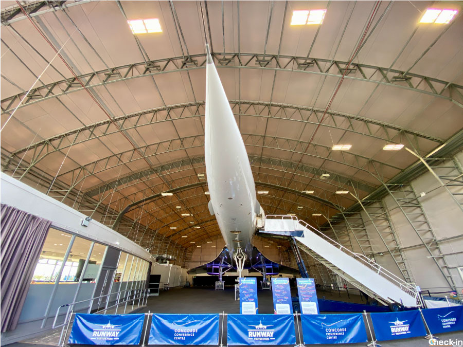 Il Concorde G-BOAC di British Airways nell'hangar del Runway Visitor Park (aeroporto di Manchester)