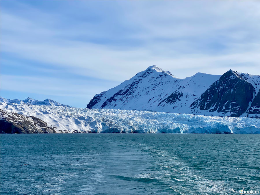 Luoghi da sogno nelle Svalbard: il ghiacciaio Blomstrandbreen