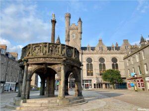 Cosa vedere ad Aberdeen: la Mercat Cross e le incoronazioni dei re giacobiti