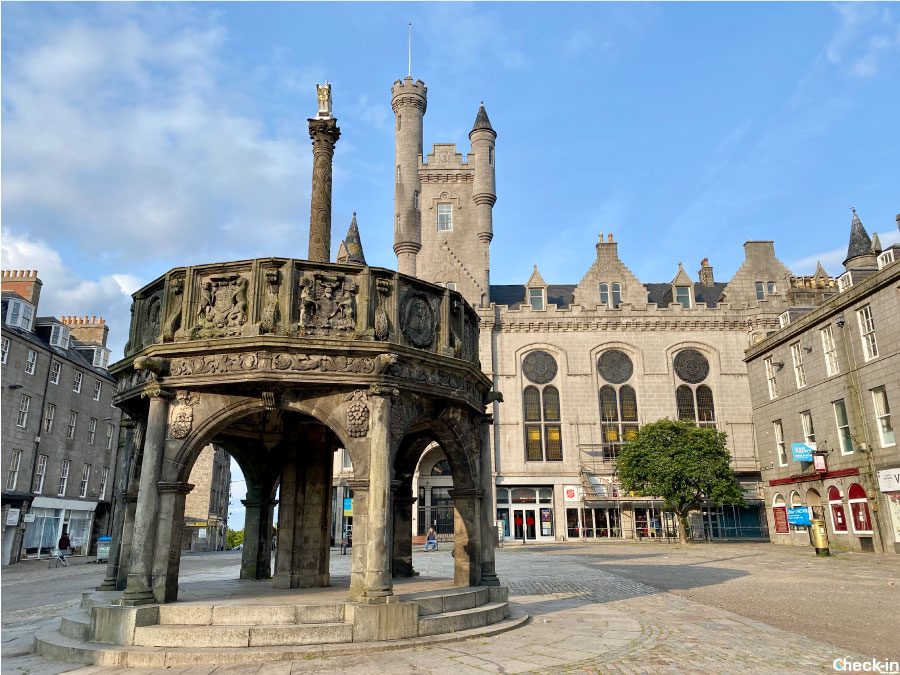 Cosa vedere ad Aberdeen: la Mercat Cross e le incoronazioni dei re giacobiti