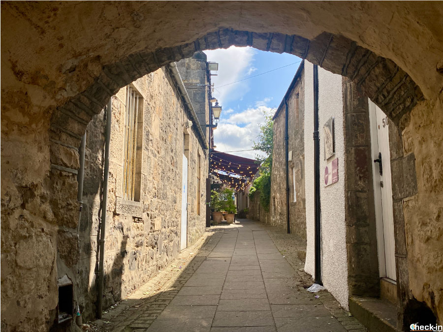 Cosa vedere tra Aberdeen ed Inverness: i close del borgo reale di Elgin (Moray)