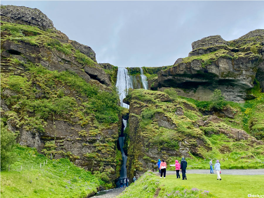 Luoghi meno noti dell'Islanda del sud: la cascata Gljúfrabúi