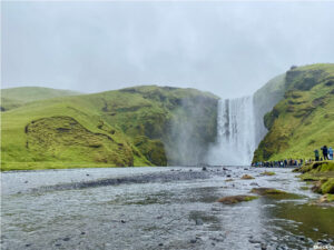 Tour di 2 giorni nell'Islanda meridionale: la cascata di Skógafoss