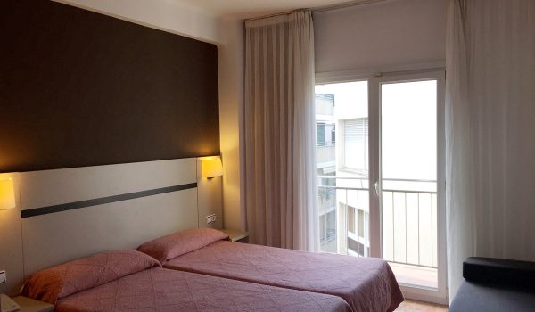 Camera da letto all'Hotel Costa Brava di Blanes, Spagna