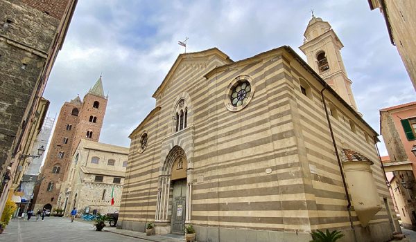 Cosa fare e vedere a Albenga: visita Chiesa S. Maria in Fontibus nel centro medievale