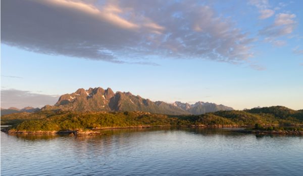 Quale postale scegliere tra Havila e Hurtigruten per una crociera in Norvegia