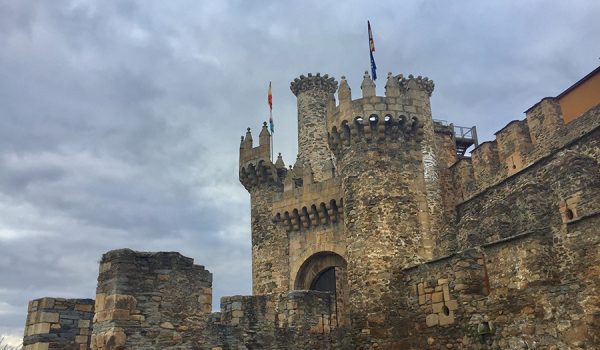Entrata al castello dei Templari di Ponferrada - Spagna settentrionale