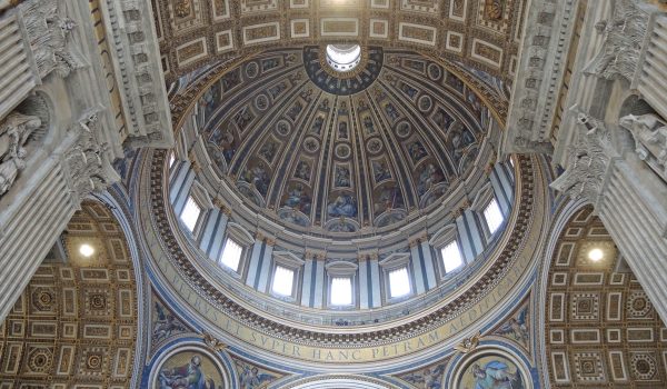 La cupola di Michelangelo della Basilica di San Pietro - Vaticano (Roma)