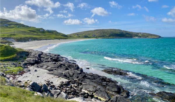 La Prince Charlie's Bay ad Eriskay, dove approdò Carlo Edoardo Stuart nel 1745