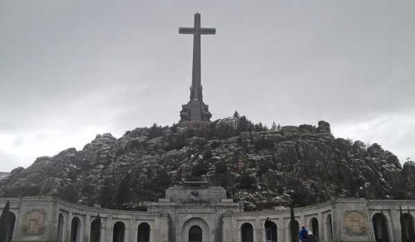 Valle de los Caídos: l'Abbazia con la S. Croce