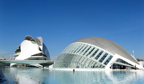 Sitios de interés en la Ciudad de las Artes y Ciencias de Valencia - Palau Arts Reina Sofía y Hemisfèric