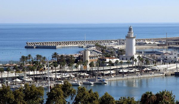 Los mejores 8 free tours en Málaga - Visita del Puerto, su Faro y El Cubo