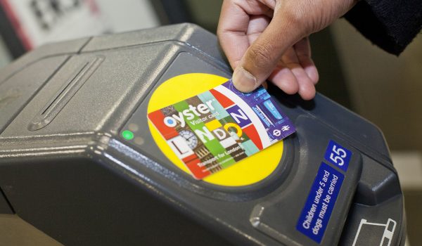 La Visitor Oyster Card per viaggiare in metropolitana a Londra